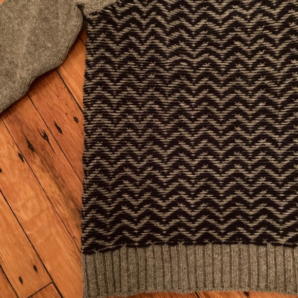 Madewell Reverse Herringbone Pullover - Picture 5 of 10
